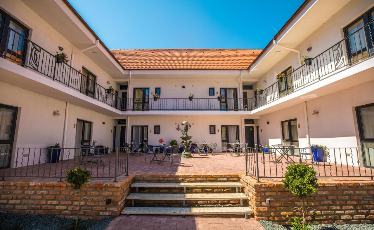 Sunny Border (Adults Only) Hotel วามาเวเก ภายนอก รูปภาพ
