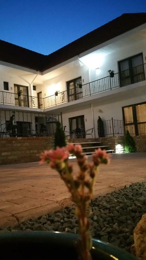 Sunny Border (Adults Only) Hotel วามาเวเก ภายนอก รูปภาพ